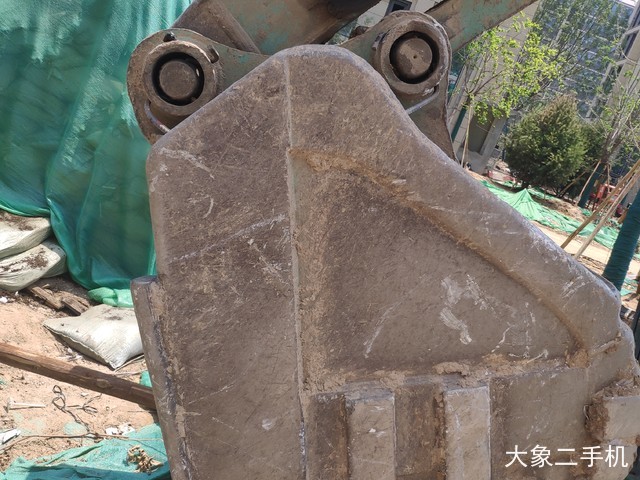 神钢 SK260LC-8 挖掘机