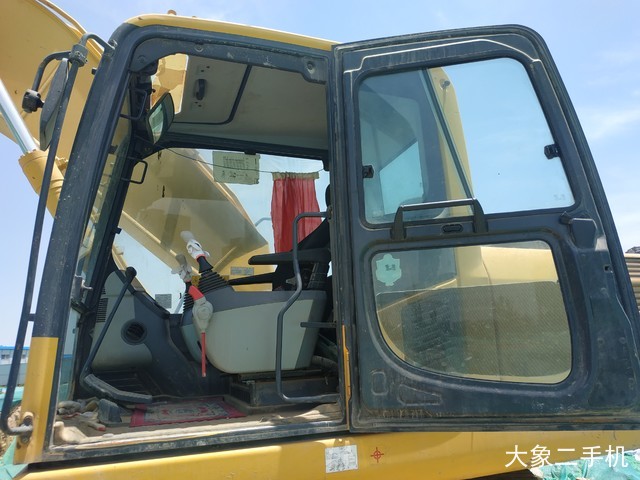 小松 PC200LC-8M0 挖掘机