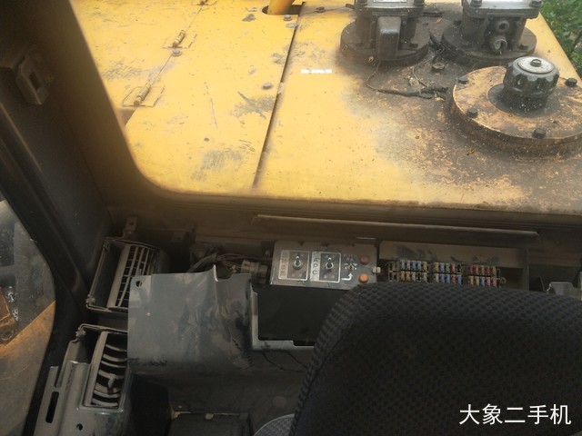 加藤 HD1430R-M 挖掘机