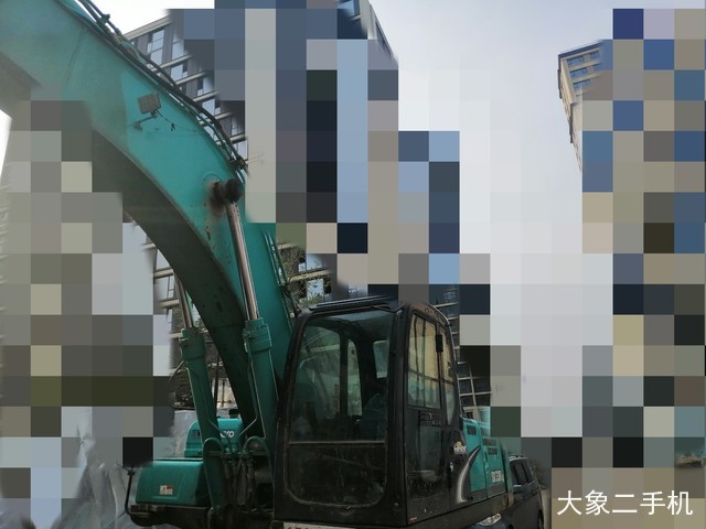 神钢 SK260LC-8 挖掘机