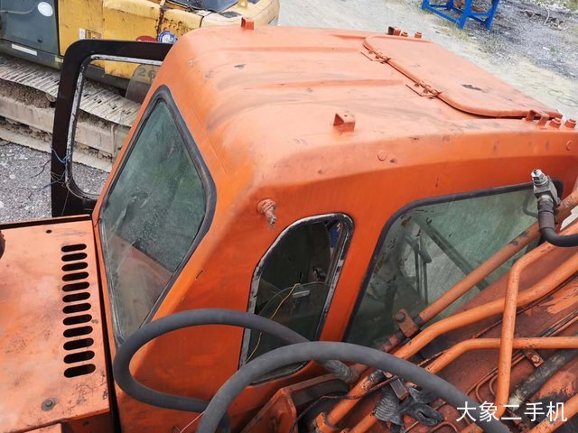 斗山 DH220LC-V 挖掘机