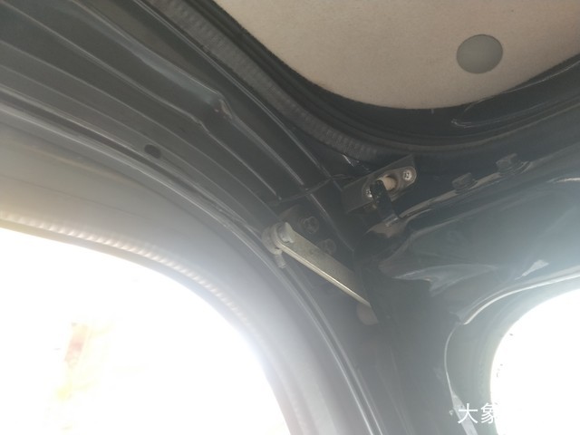 神钢 SK270D 挖掘机