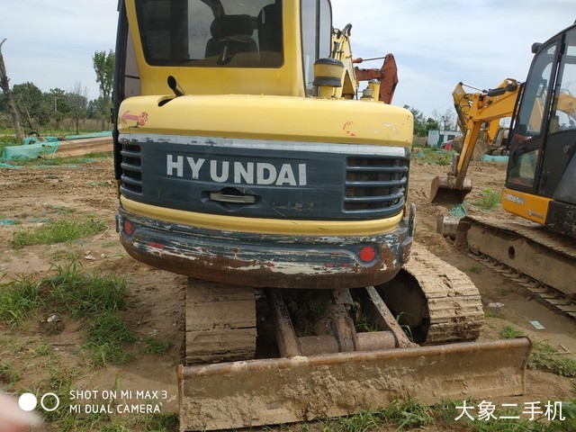 现代 R60-9 挖掘机