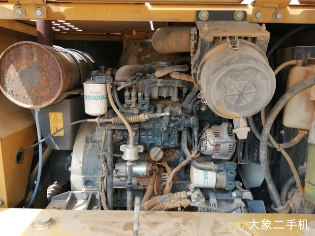 徐工 XE75D 挖掘机