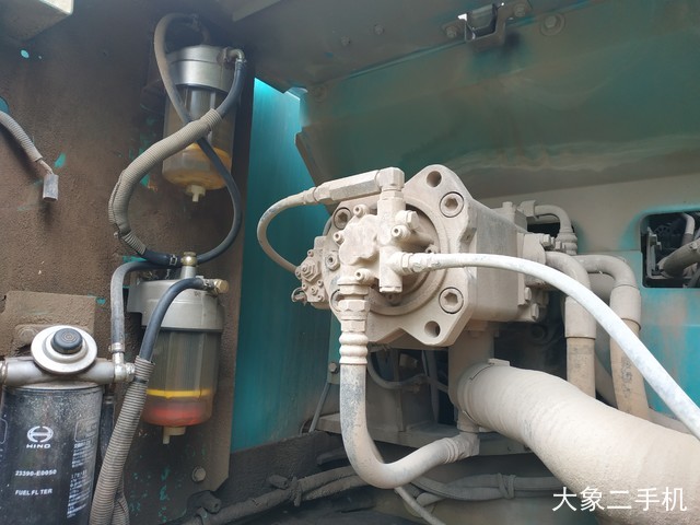 神钢 SK260LC-8 挖掘机