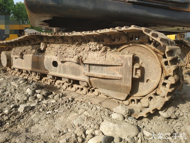 现代 R110-7 挖掘机