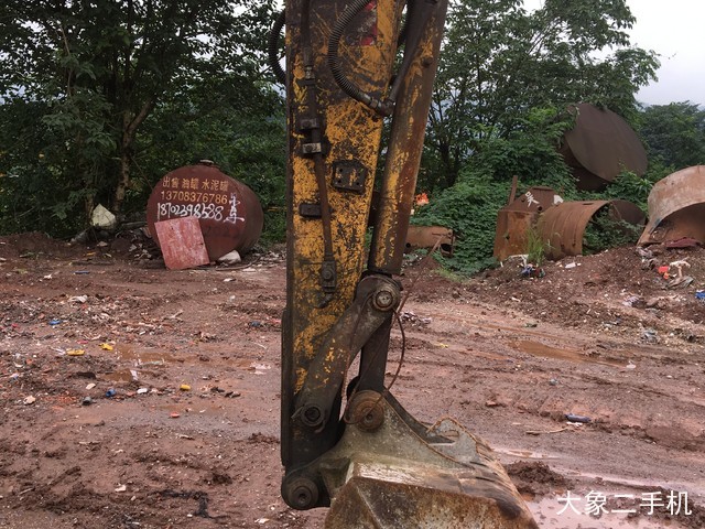 山东临工 LG665 挖掘机