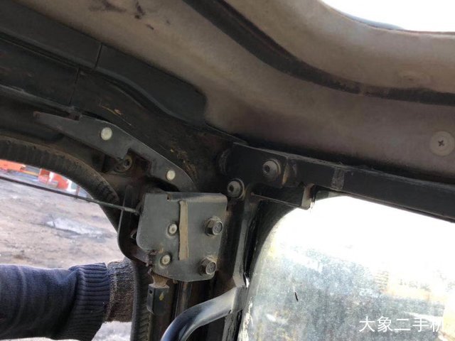 小松 PC270-7 挖掘机