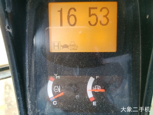神钢 SK260LC-8 挖掘机