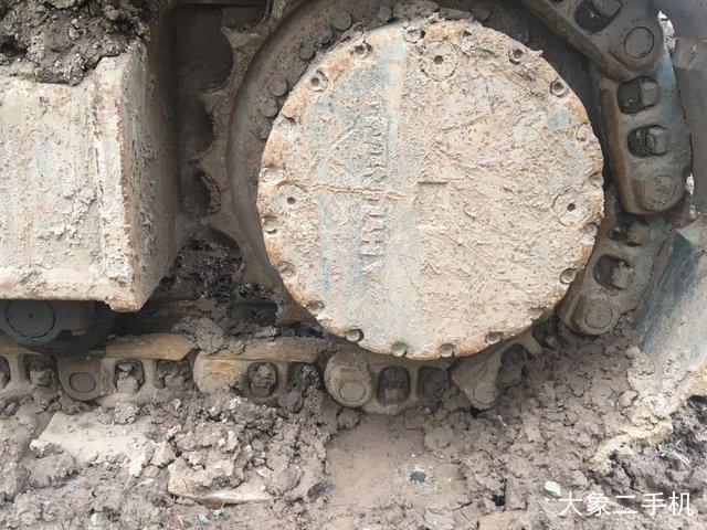 现代 R225LC-9T 挖掘机