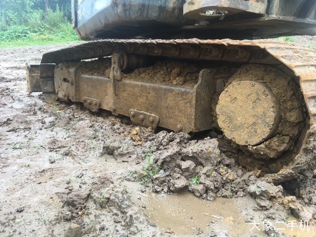 现代 R60-9 挖掘机