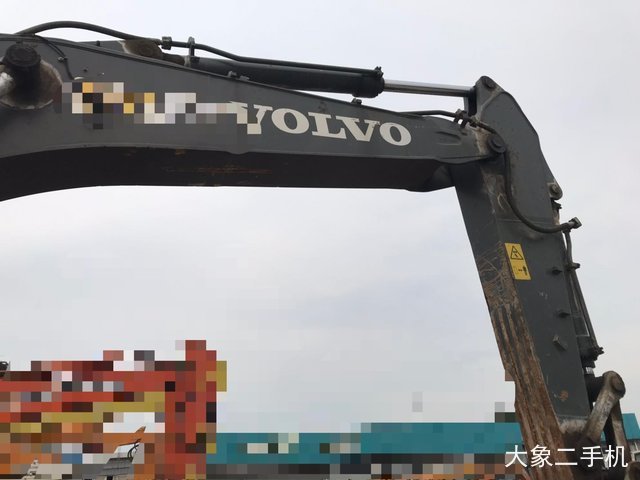 沃尔沃 EC350D 挖掘机