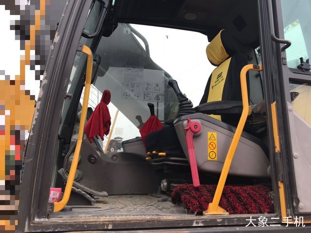 沃尔沃 EC350D 挖掘机