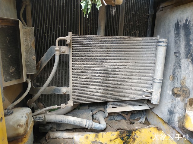 小松 PC240LC-8 挖掘机