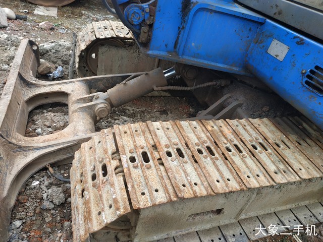 山重建机 JCM906D 挖掘机