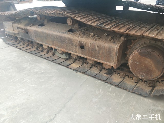 神钢 SK260LC-8 挖掘机