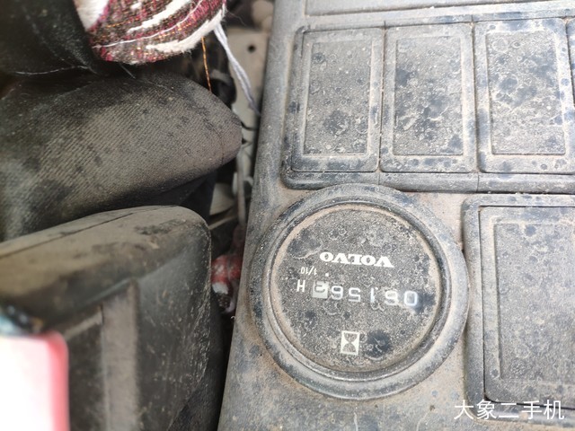 沃尔沃 EC290BLC 挖掘机