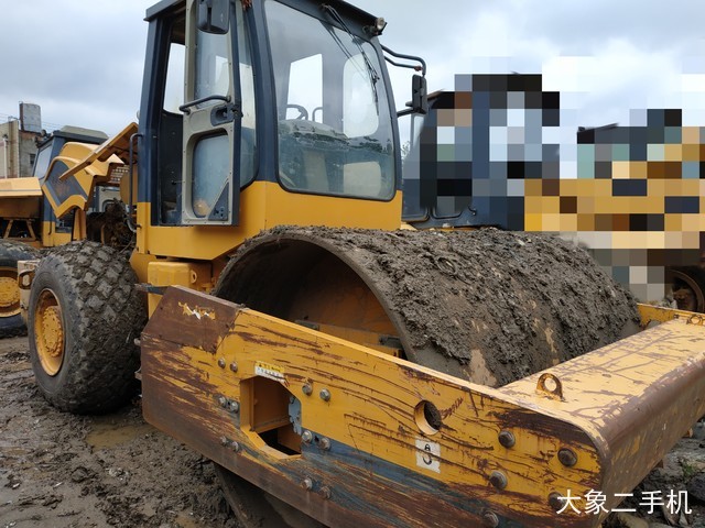 龙工 LG520B机械驱动 压路机