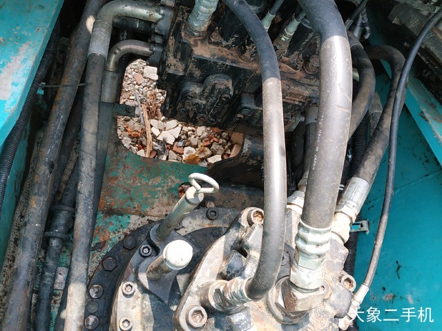 神钢 SK260LC-8 挖掘机