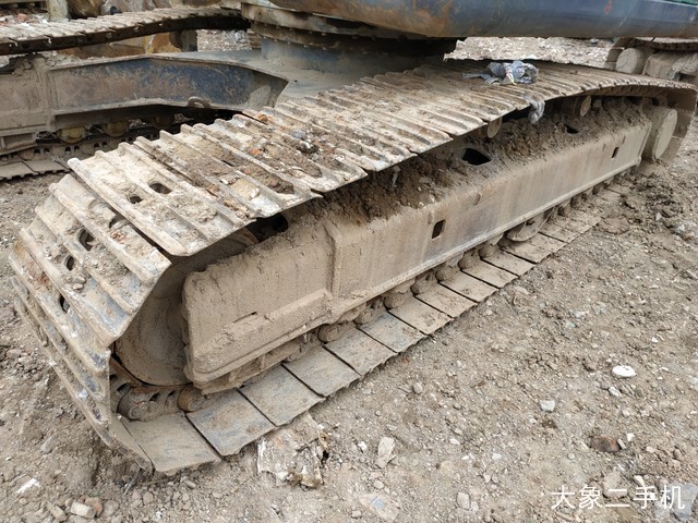 神钢 SK260LC-8 挖掘机