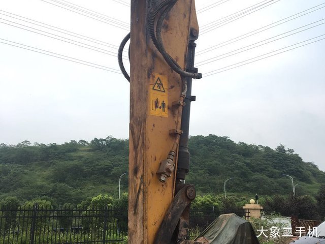 三一重工 SY135C 挖掘机