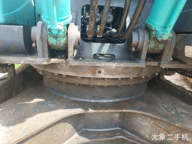 神钢 SK260LC-8 挖掘机