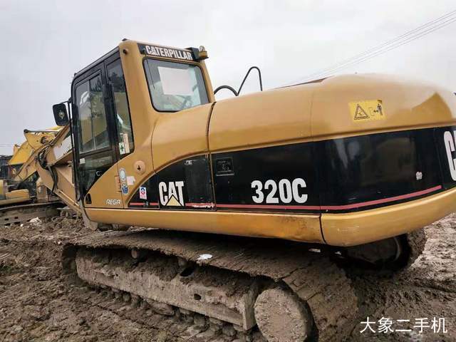卡特彼勒 320C 挖掘机