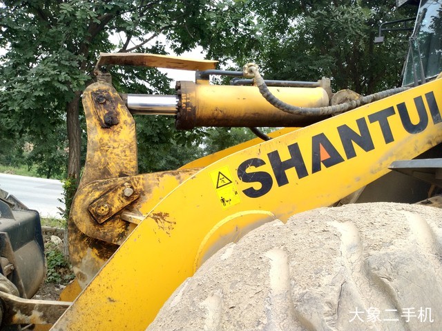 山推 SL50W 装载机