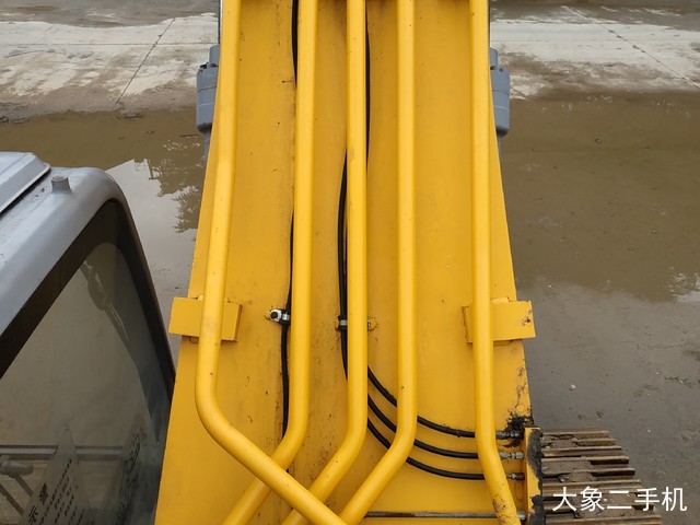 徐工 XE370CA 挖掘机