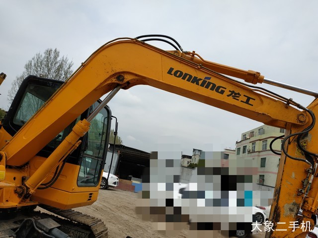 龙工 LG6090 挖掘机