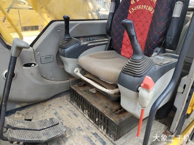 中联重科 ZE260E 挖掘机