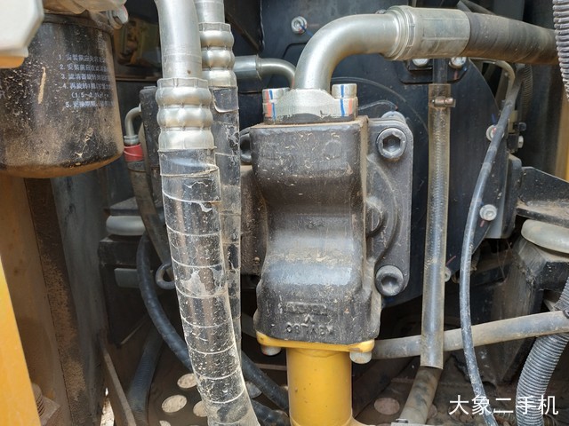 三一重工 SY75C 挖掘机