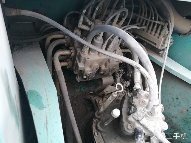 神钢 SK260LC-8 挖掘机