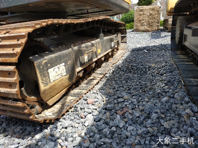 徐工 XE80A 挖掘机