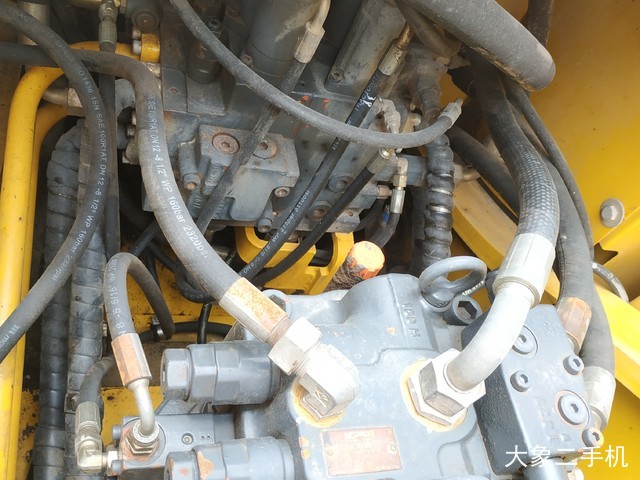 中联重科 ZE260E 挖掘机