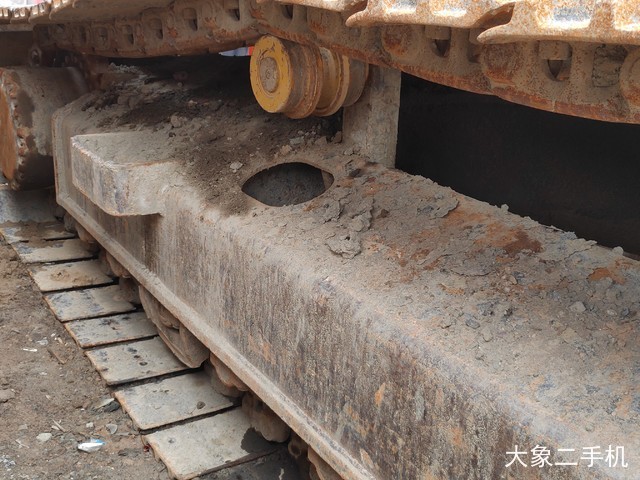 斗山 DX260LC 挖掘机