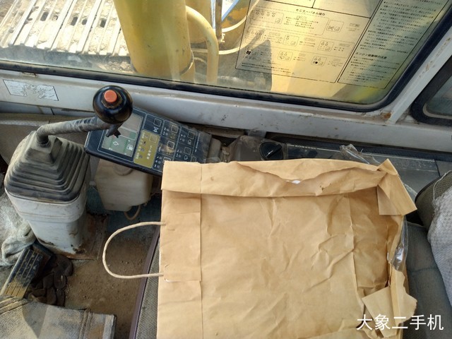 小松 PC200-5 挖掘机