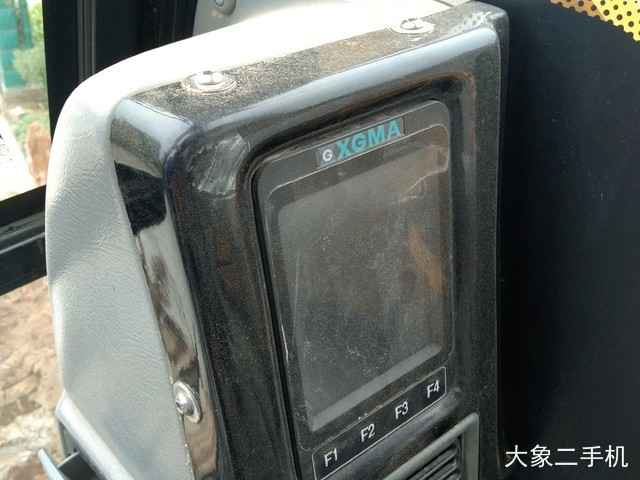 厦工 XG809E 挖掘机