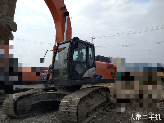 日立 ZX300-5A 挖掘机