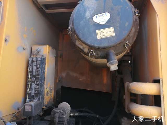 现代 R385LC-9T 挖掘机