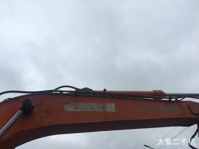 日立 ZX130H 挖掘机