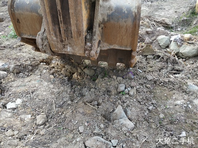 三一重工 SY285C-8 挖掘机