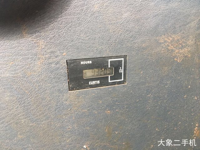 现代 R225LC-9T 挖掘机