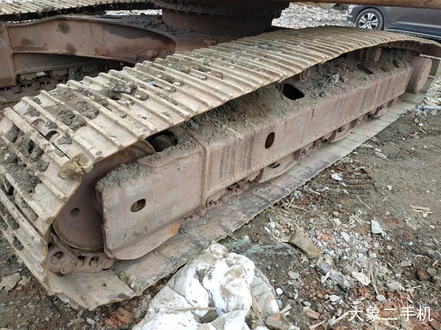 小松 PC240LC-8 挖掘机