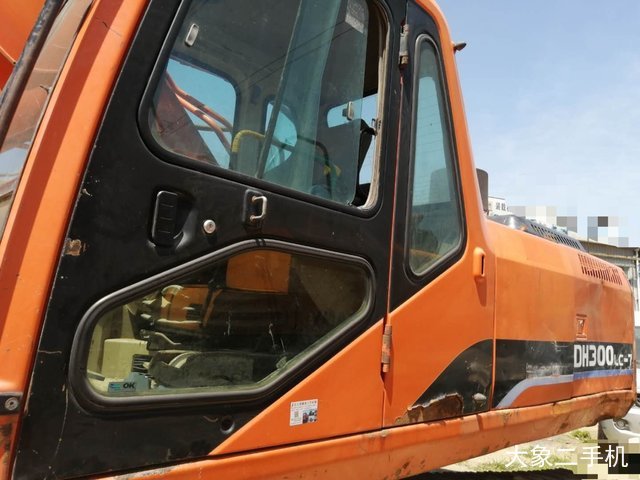 斗山 DH258LC-7 挖掘机