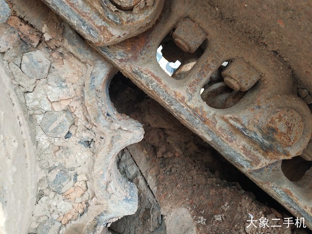 徐工 XE470C 挖掘机