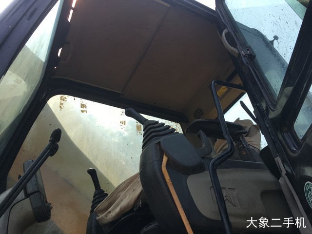 卡特彼勒 329D 挖掘机