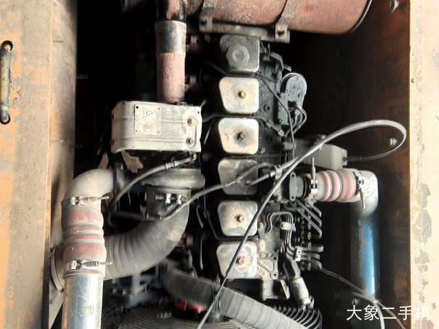 现代 R225LC-7 挖掘机