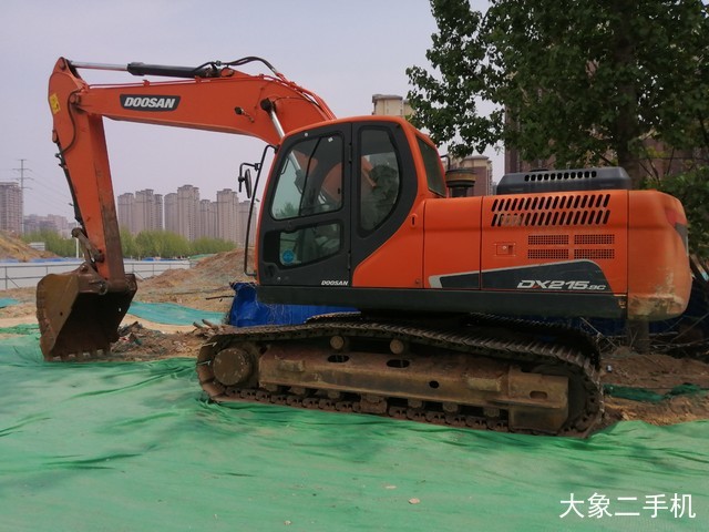斗山 DX215-9C 挖掘机