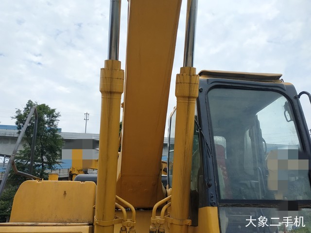 中联重科 ZE260E 挖掘机
